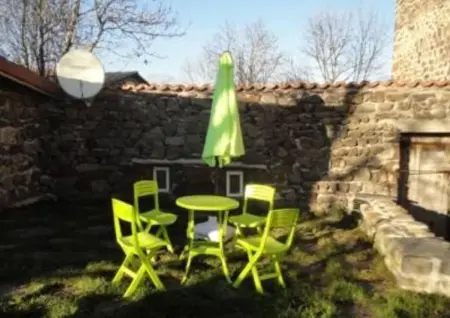 Maison de charme avec jardin clôturé à Arlempdes, 4 personnes : photo 21