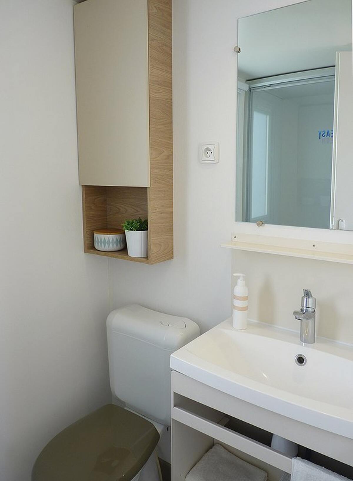 Bungalow 8 pers. avec piscine et jacuzzi à Gastes - Photo 13