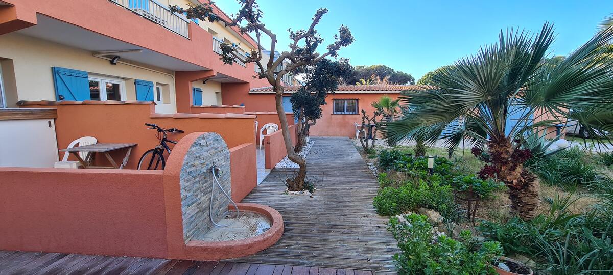 Studio 20 m² avec terrasse, jardin et parking à Hyères - Photo 1