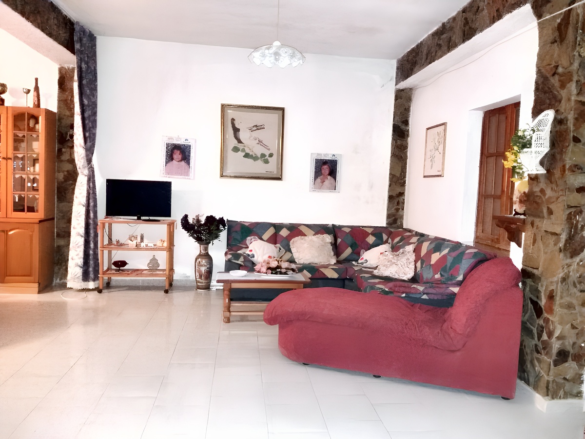 Maison 250 m² pour 9 personnes, jardin clôturé et terrasse - Photo 3