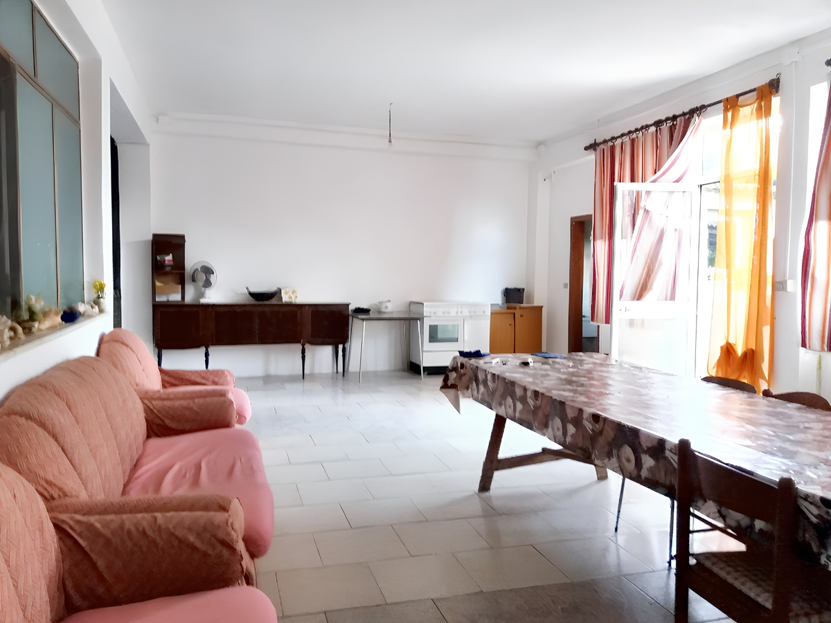 Maison 250 m² pour 9 personnes, jardin clôturé et terrasse - Photo 9