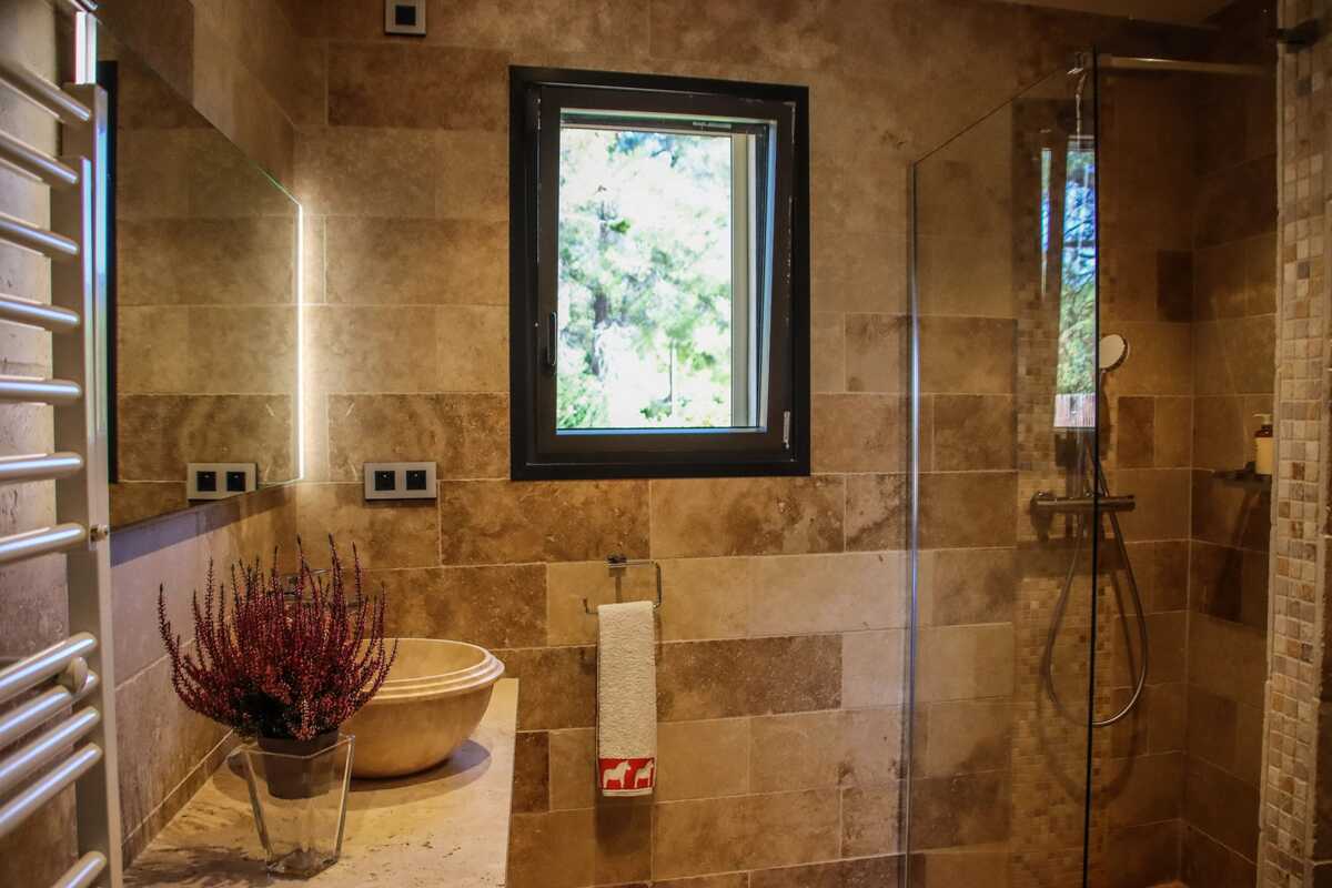 Villa 300 m² piscine chauffée et spa au Beausset - Photo 26
