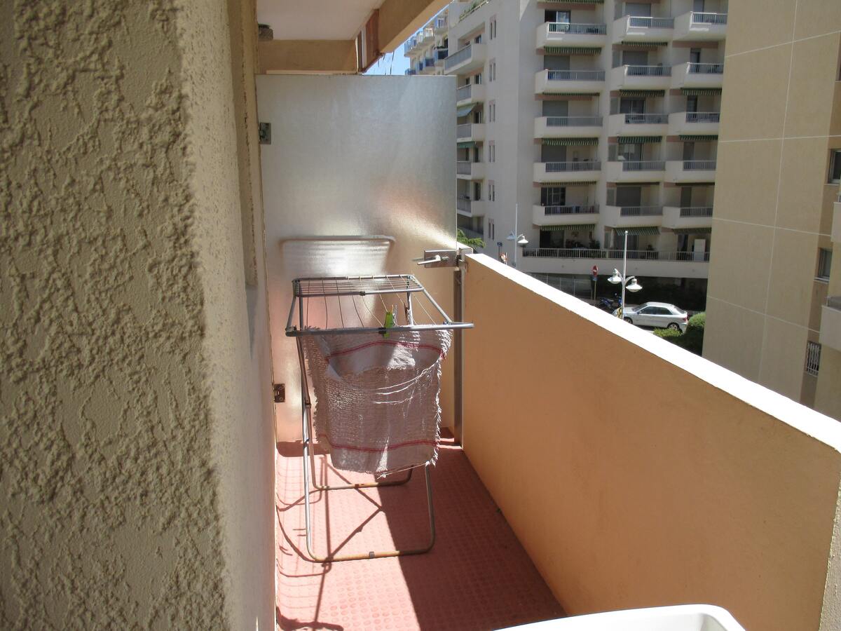 Studio 25 m² balcon privé – Saint-Raphaël - Photo 11