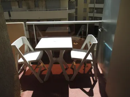 Location appartement à Saint Raphaël, Studio moderne avec balcon – Saint-Raphaël – 25 m² – Parking