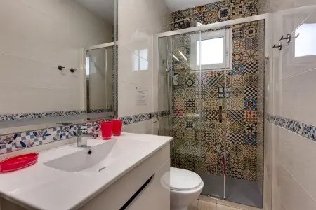 Appartement avec piscine privée et jardin à Torrevieja : photo 13