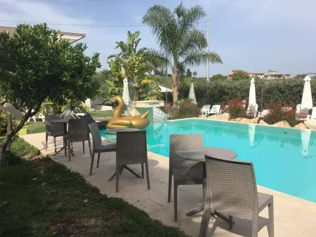 Appartement à Pozzallo avec piscine partagée et terrasse privée : photo 5