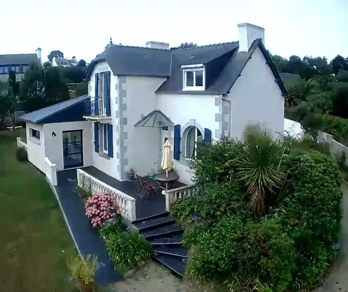 Maison 6 personnes Plougasnou avec jardin et vue mer - Photo 2