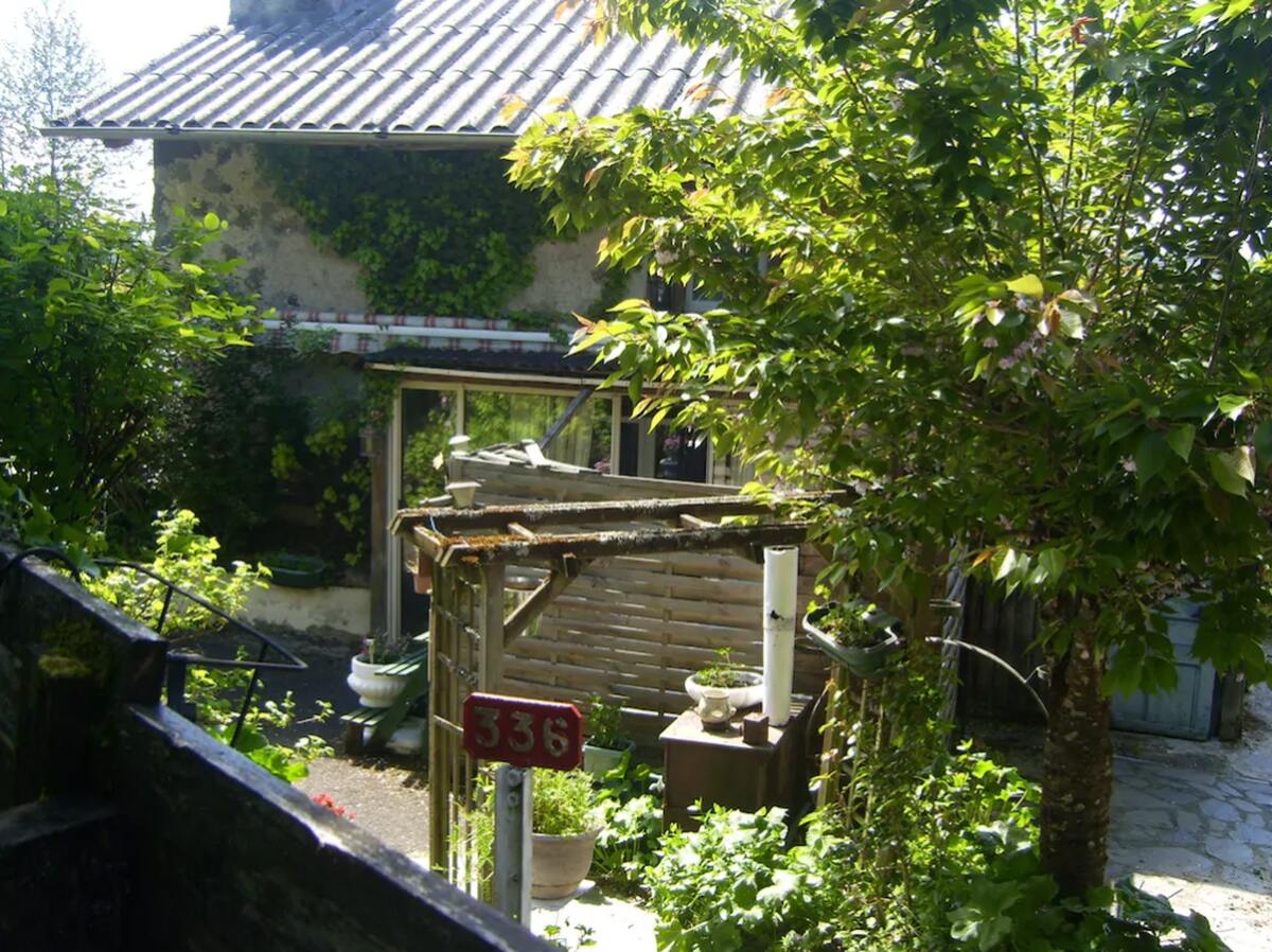 Maison 4 pers. Vezac, vue montagne et terrasse - Photo 15