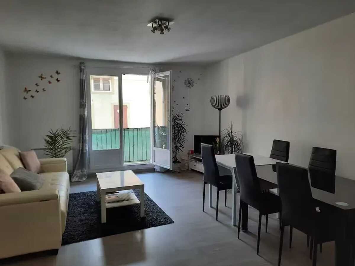 Appartement 4 pers. centre Digne-les-Bains, balcon vue ville - Photo 1