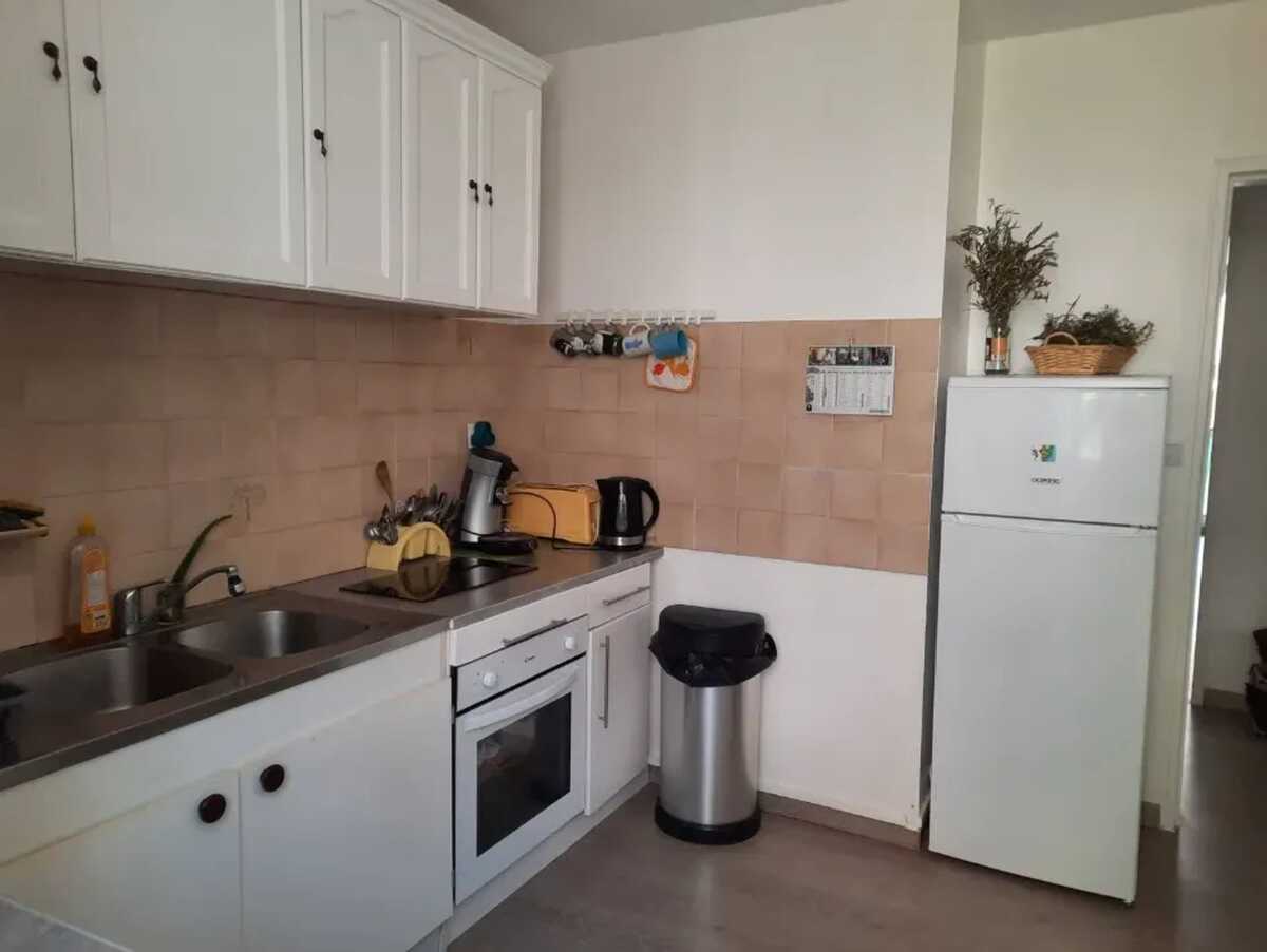 Appartement 4 pers. centre Digne-les-Bains, balcon vue ville - Photo 5