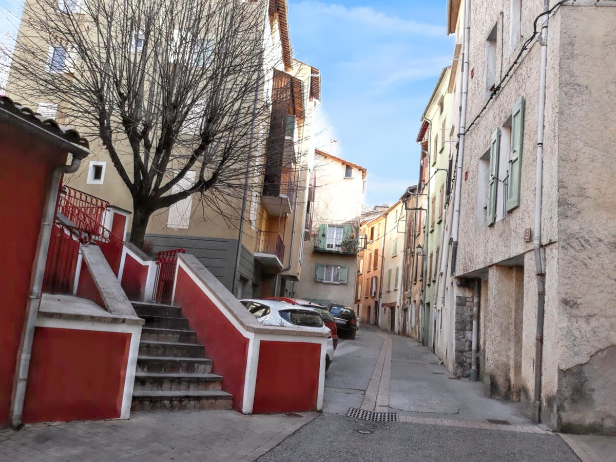Appartement 4 pers. centre Digne-les-Bains, balcon vue ville - Photo 14
