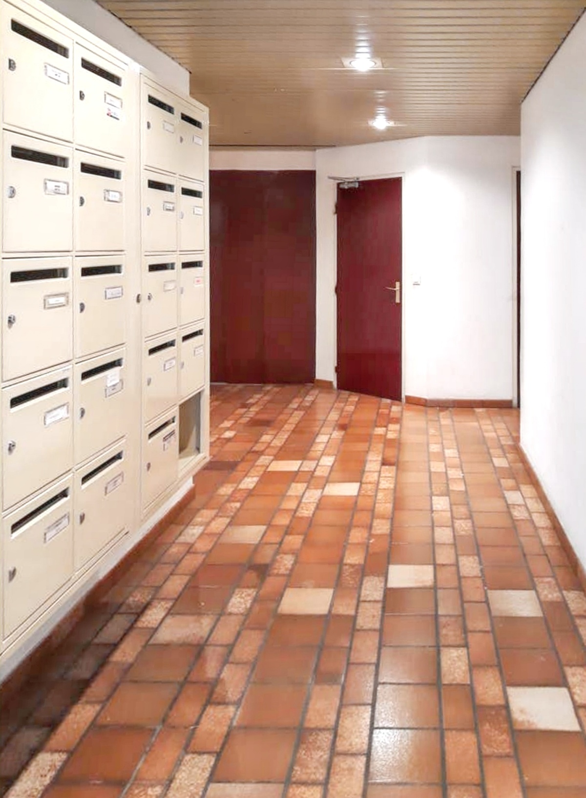 Appartement 4 pers. centre Digne-les-Bains, balcon vue ville - Photo 15