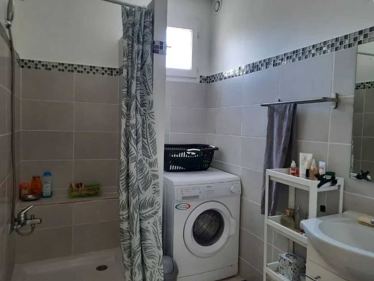 Appartement 4 pers. centre Digne-les-Bains, balcon vue ville - Photo 17
