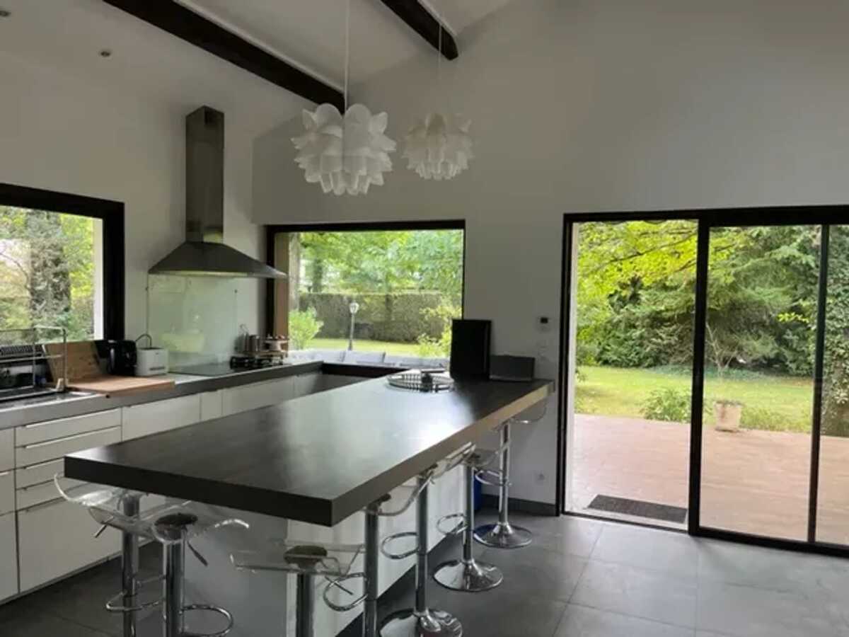 Maison 180 m² pour 14 personnes, piscine et accès lac - Photo 6