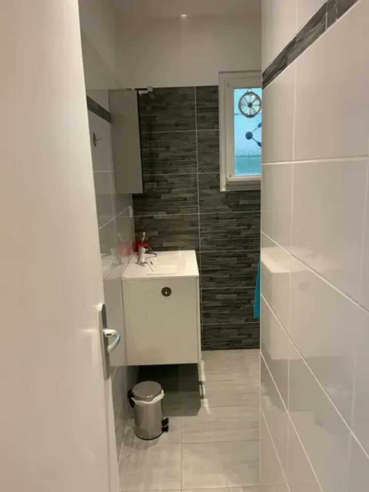 Maison 180 m² pour 14 personnes, piscine et accès lac - Photo 22