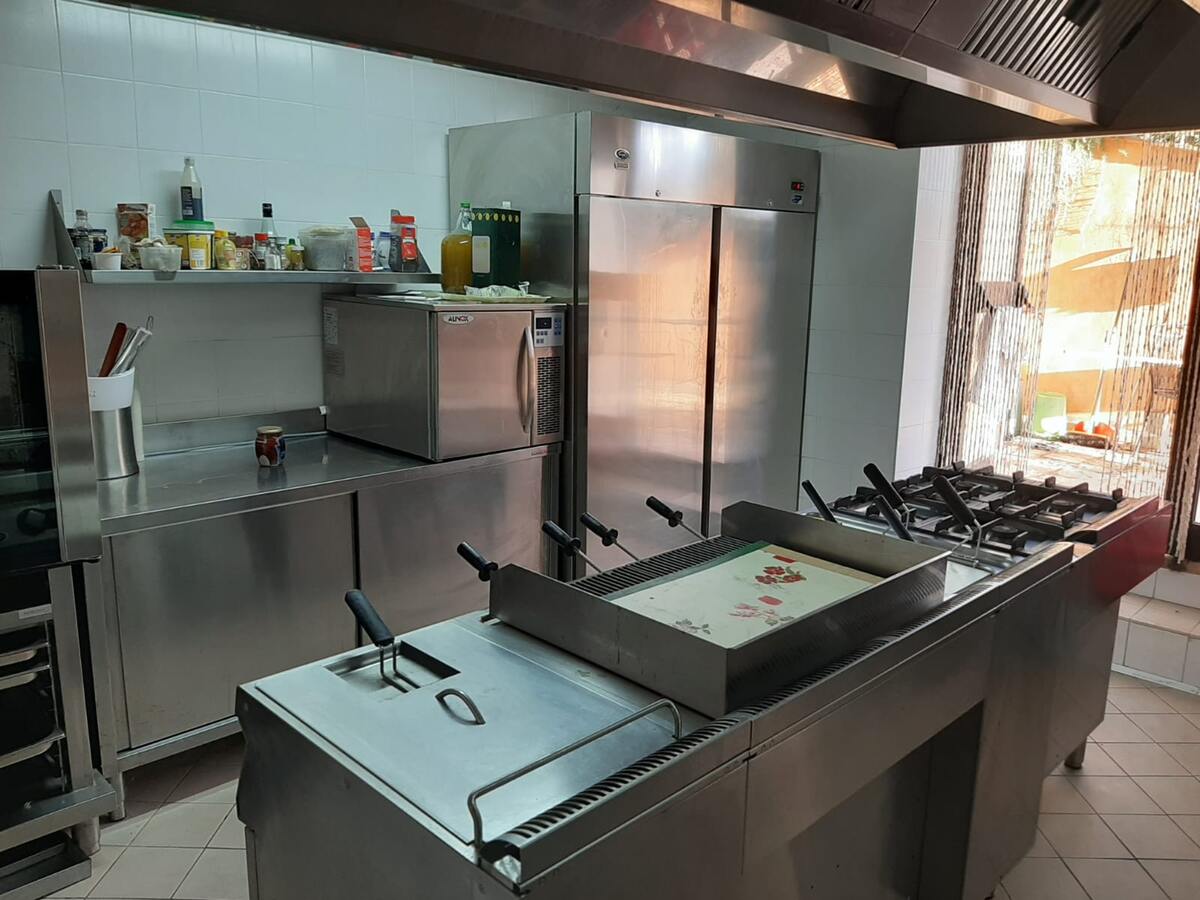 Villa 11 pers., 5 chambres, piscine privée à Bompensiere - Photo 6