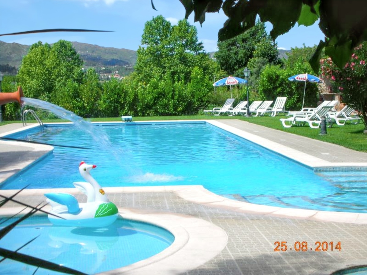 Maison 5 pers. Pedraça : piscine, jardin et vues montagnes - Photo 1
