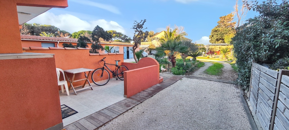 Studio 20 m² à Hyères avec terrasse, jardin et barbecue - Photo 1
