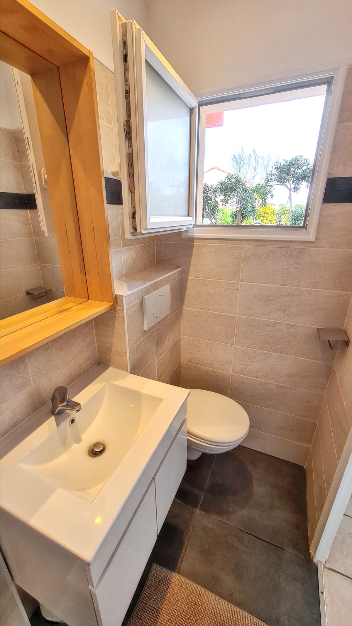 Studio 20 m² à Hyères avec terrasse, jardin et barbecue - Photo 12