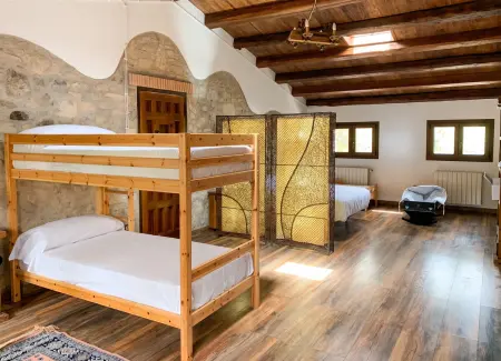 Villa spacieuse à Querol avec piscine privée et jacuzzi : photo 38