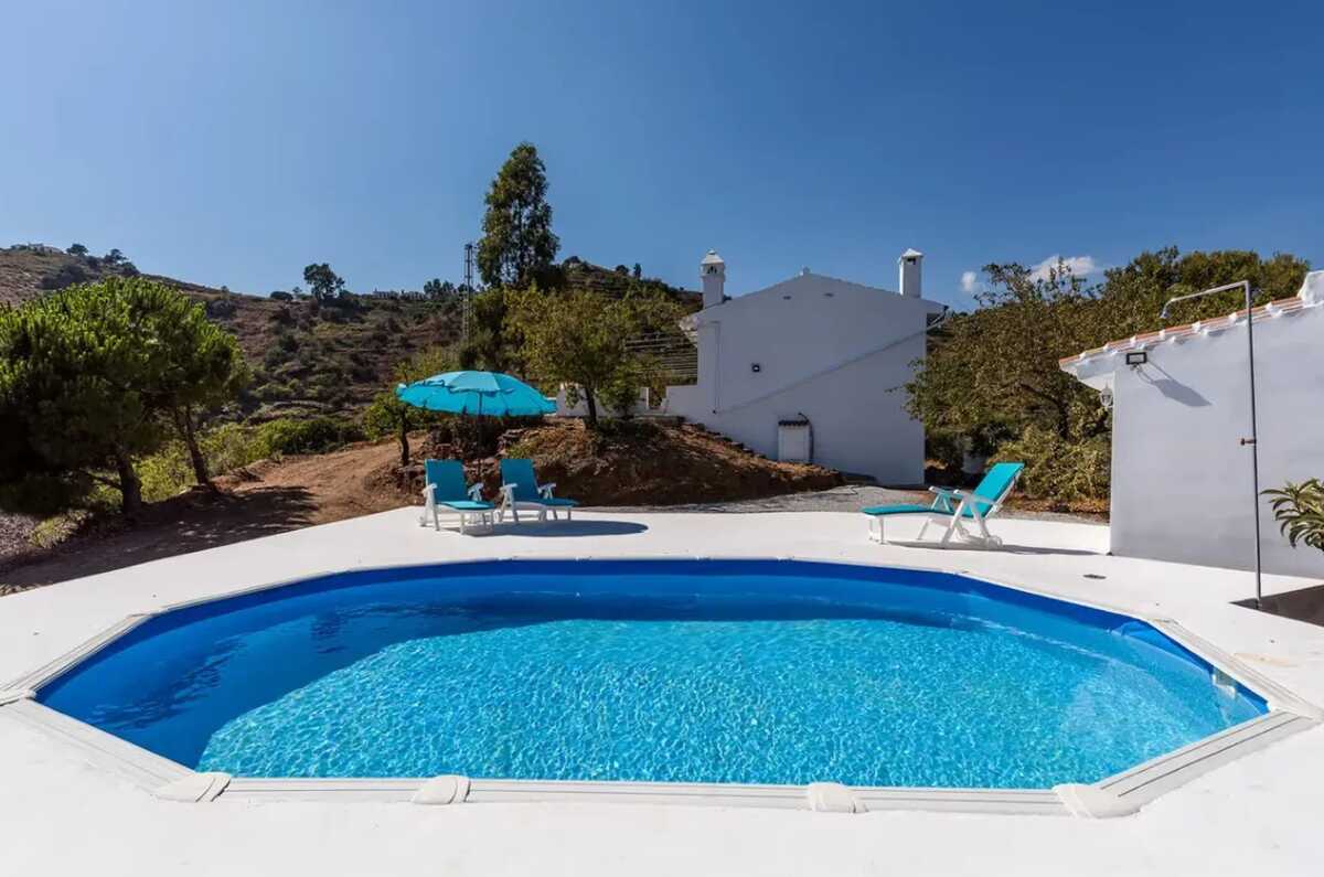 Villa avec piscine privée à eau salée à Competa, vue montagne - Photo 3