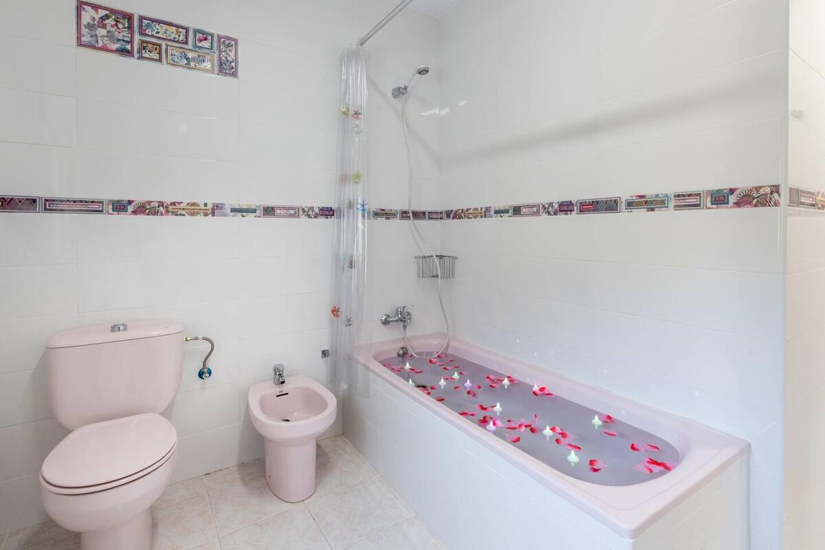 Villa avec piscine privée à eau salée à Competa, vue montagne - Photo 15