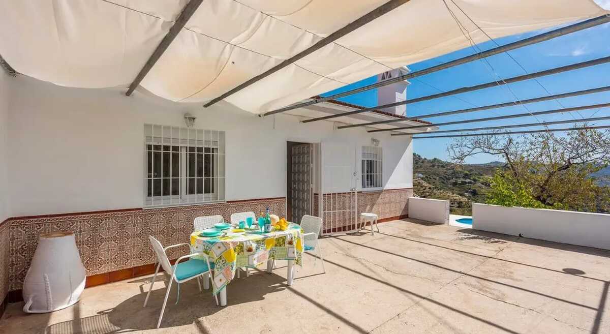 Villa avec piscine privée à eau salée à Competa, vue montagne - Photo 26