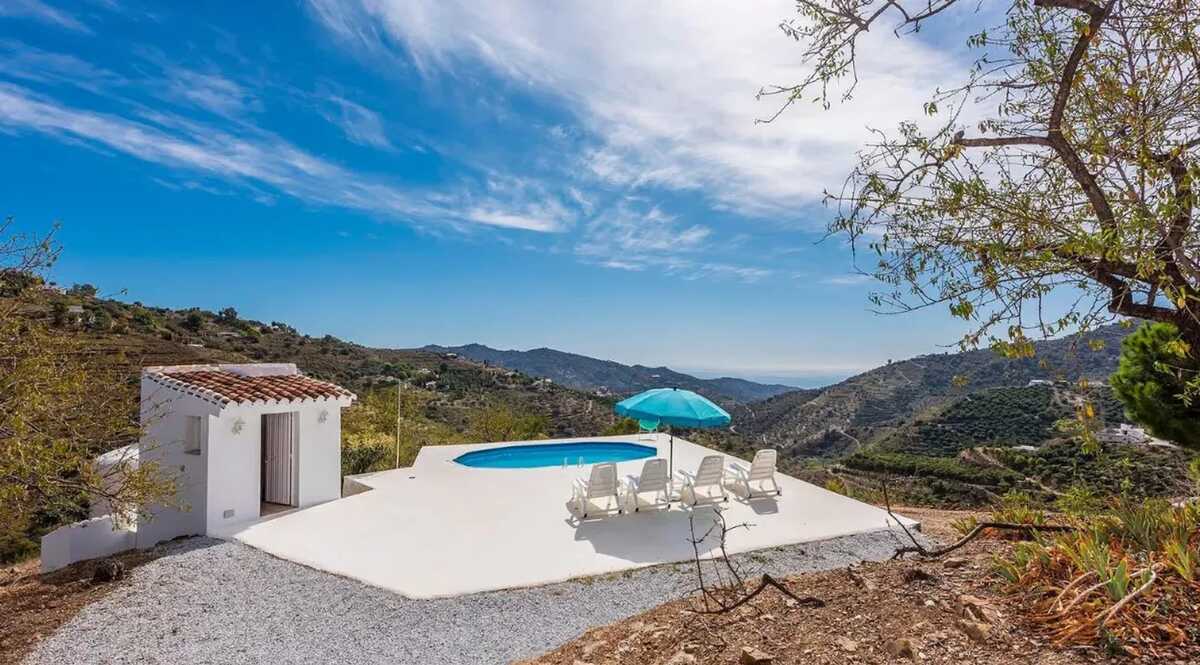 Villa avec piscine privée à eau salée à Competa, vue montagne - Photo 27