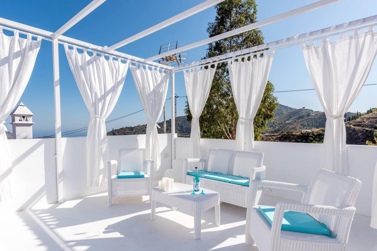 Villa avec piscine privée à eau salée à Competa, vue montagne - Photo 29