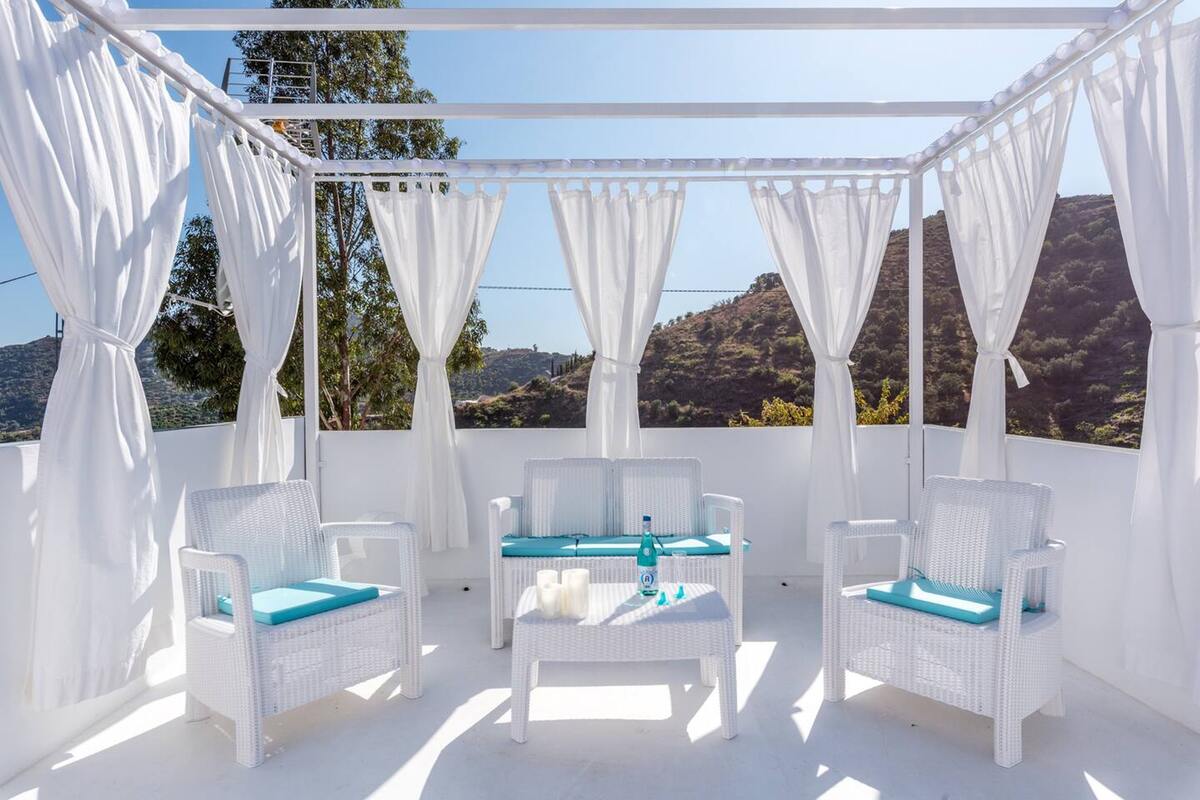 Villa avec piscine privée à eau salée à Competa, vue montagne - Photo 30