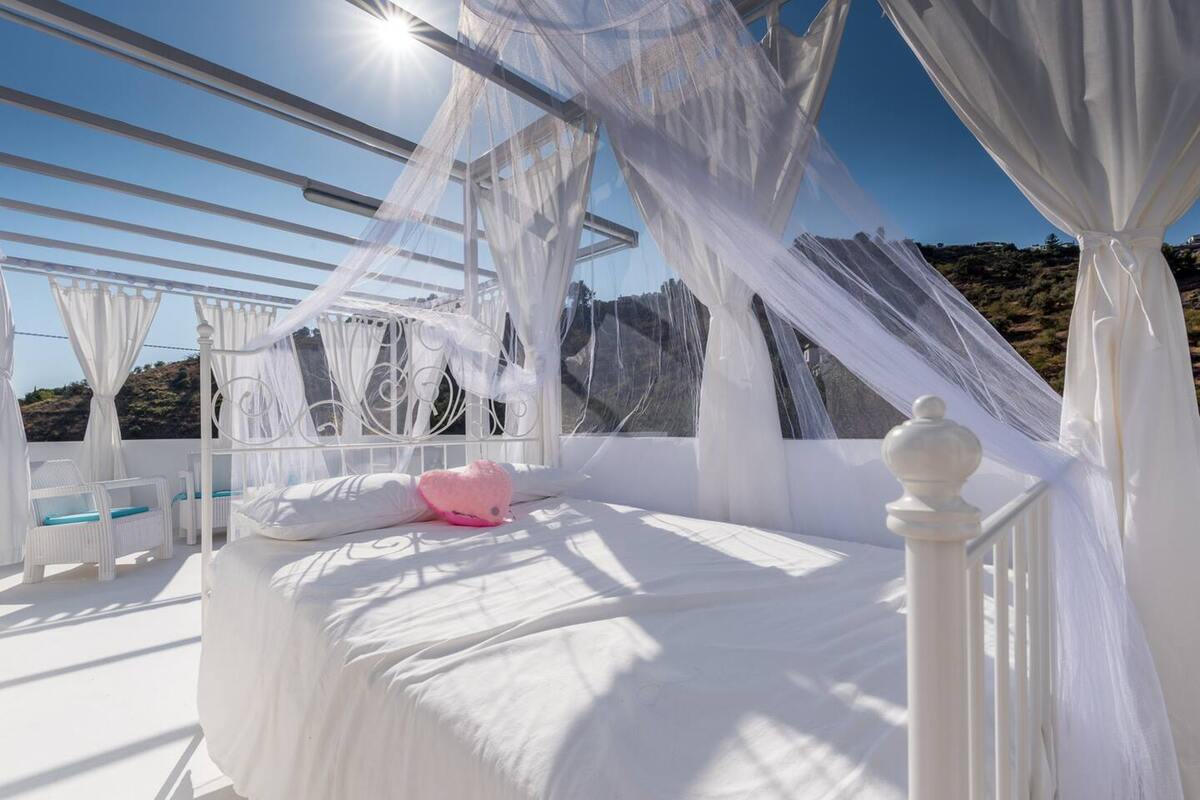 Villa avec piscine privée à eau salée à Competa, vue montagne - Photo 31
