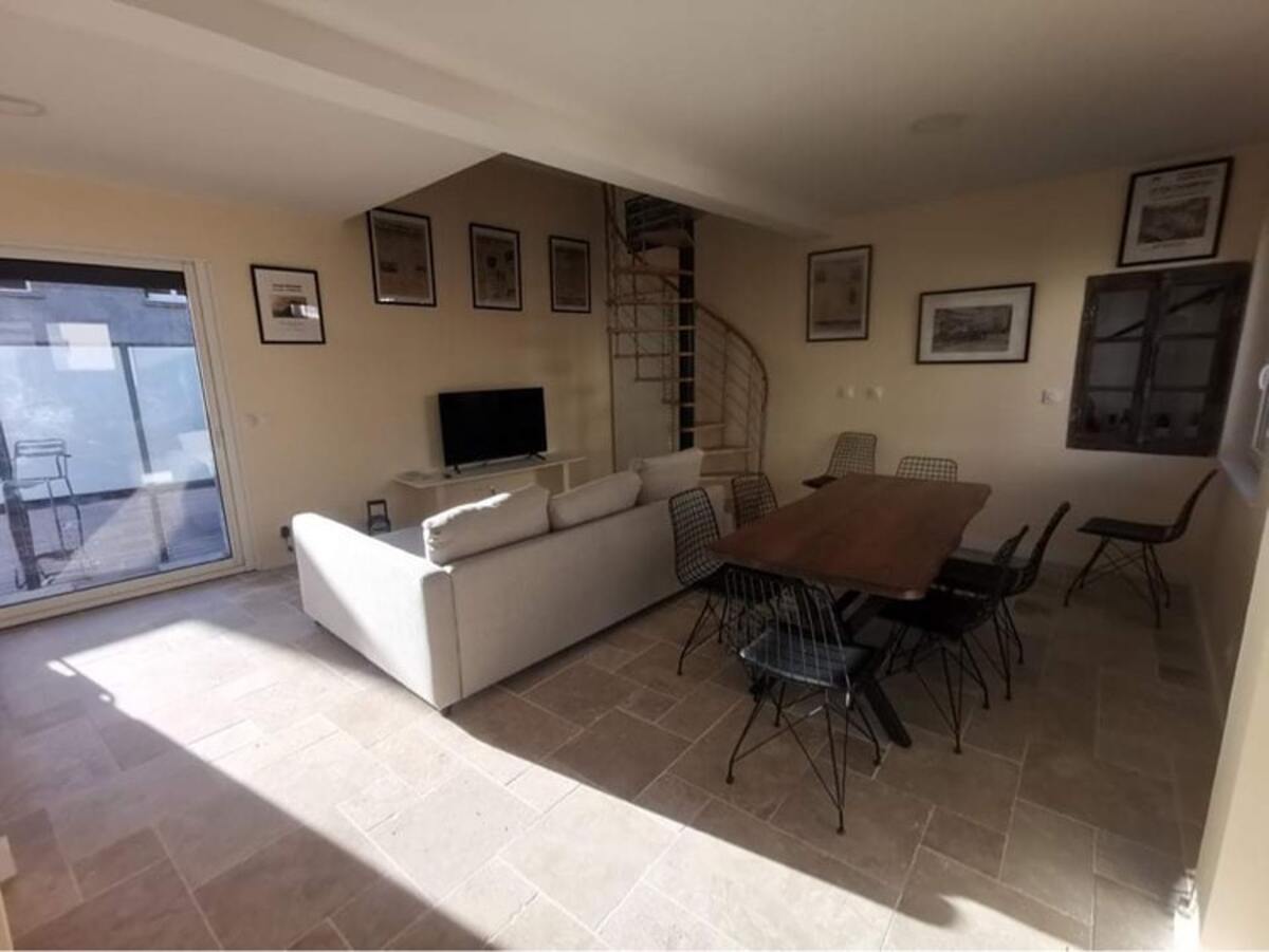 Maison 150m² Volvic, 10 personnes, vue montagne - Photo 1