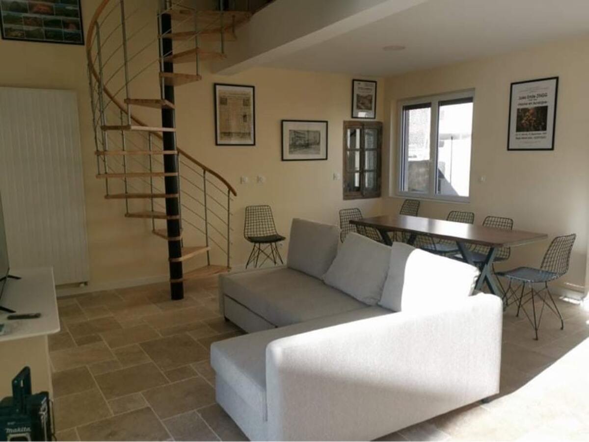 Maison 150m² Volvic, 10 personnes, vue montagne - Photo 8