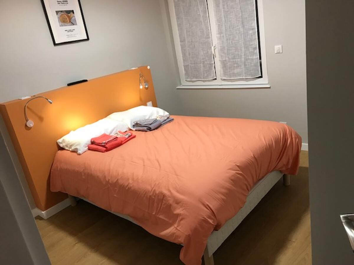 Maison 150m² Volvic, 10 personnes, vue montagne - Photo 9