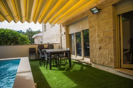 Villa élégante à Porto avec piscine et jacuzzi - Photo 1