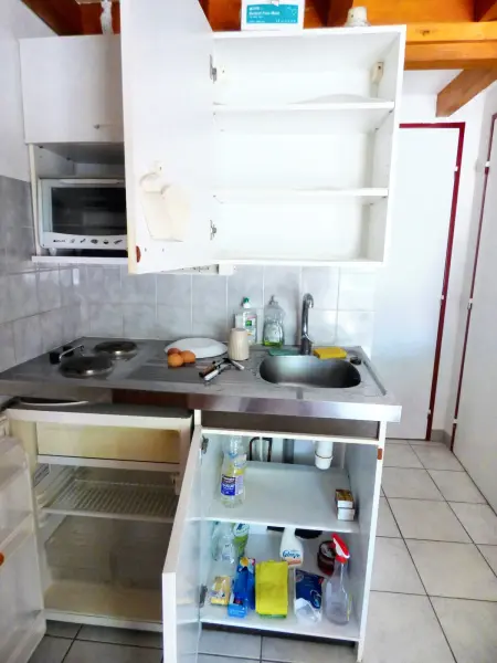 Charmante maison familiale à Gruissan avec terrasse ensoleillée - Photo 11