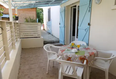 Appartement avec parking privé et entrée privée à Cassen : photo 5