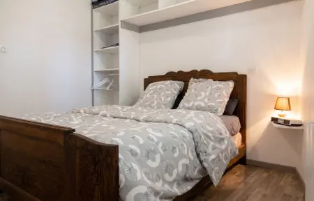 Appartement avec parking privé et entrée privée à Cassen : photo 7
