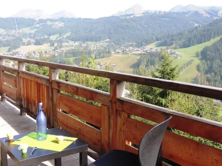 Chalet charmant aux Gets avec vue sur montagne et cheminée - Photo 4