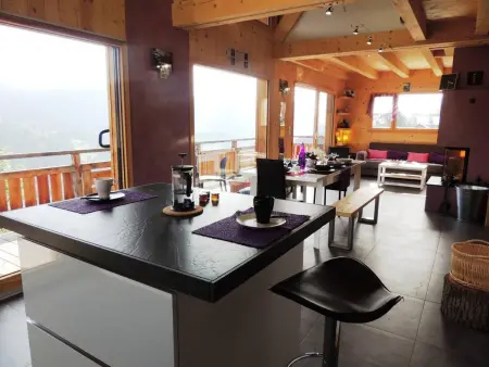 Chalet charmant aux Gets avec vue sur montagne et cheminée - Photo 6
