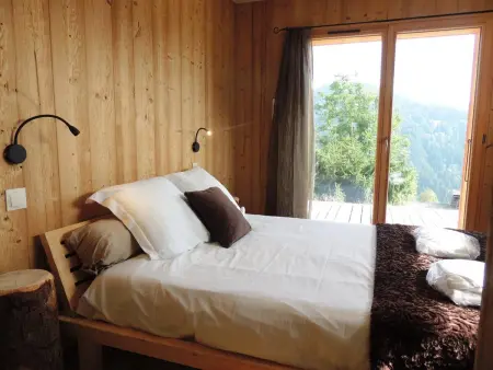 Chalet charmant aux Gets avec vue sur montagne et cheminée - Photo 9