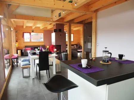Chalet charmant aux Gets avec vue sur montagne et cheminée - Photo 35