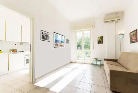 Location appartement à Vieste, Appartement charmant à Vieste avec balcon et vue sur jardin