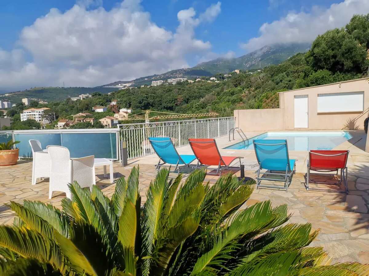 Appartement 100 m² vue mer, terrasse et piscine privée - Photo 36