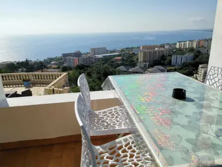 Appartement Vue Mer à Bastia, terrasse et piscine privée. - Photo 7