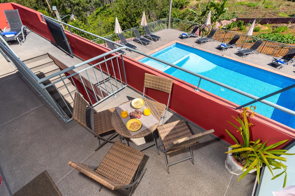 Appartement 150 m² à Prazeres, piscine année - Photo 2
