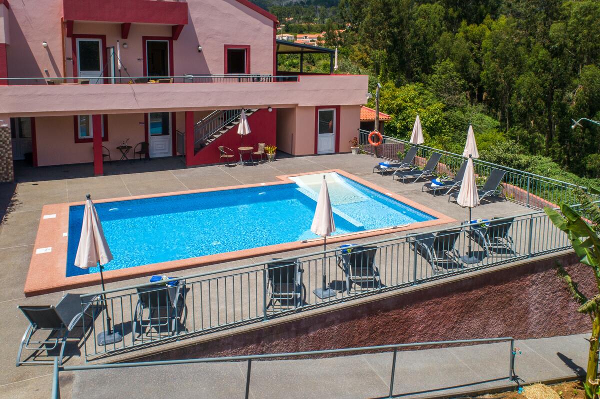 Appartement 150 m² à Prazeres, piscine année - Photo 12