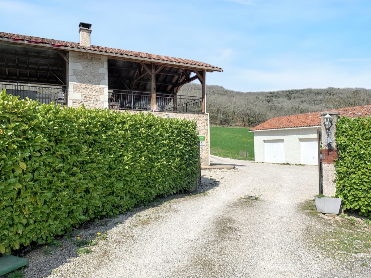Maison 135 m² piscine partagée et vue montagne - Photo 33