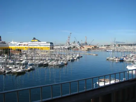 Appartement cosy avec vue mer et balcon à Toulon, 80 m² : photo 13