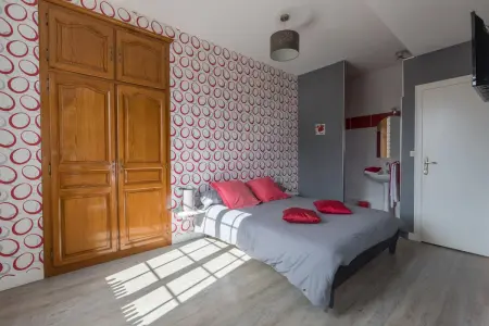 Maison 14 pers. à Mouterre-Silly : jardin clos, cheminée et 5 chambres : photo 4